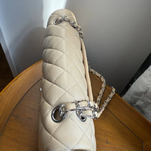 Chanel Classic Beige Clair Lambskin Quilted Medium Double Flap Bag Authentic - Picture 12 of 12